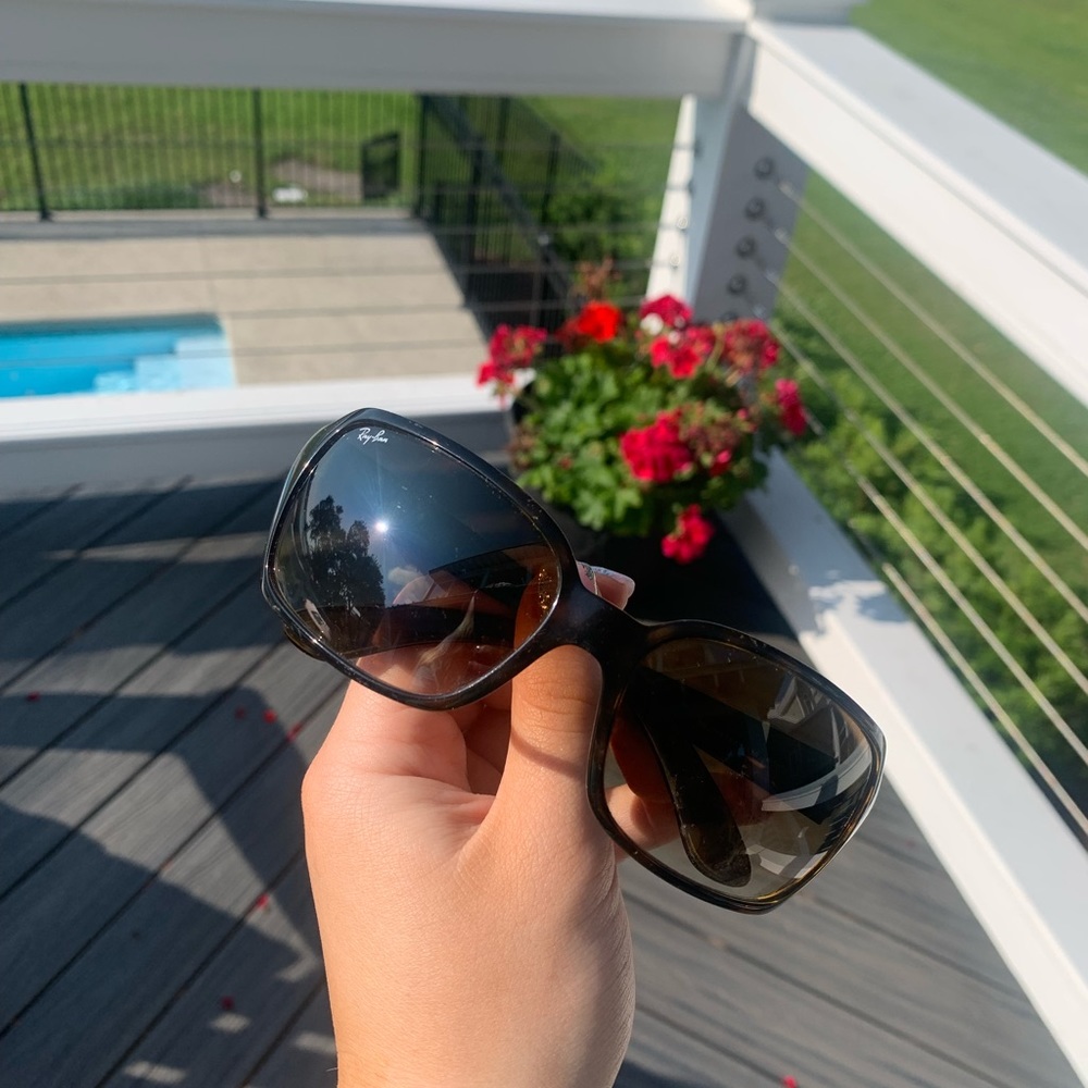 Women’s Rayban Sunglasses